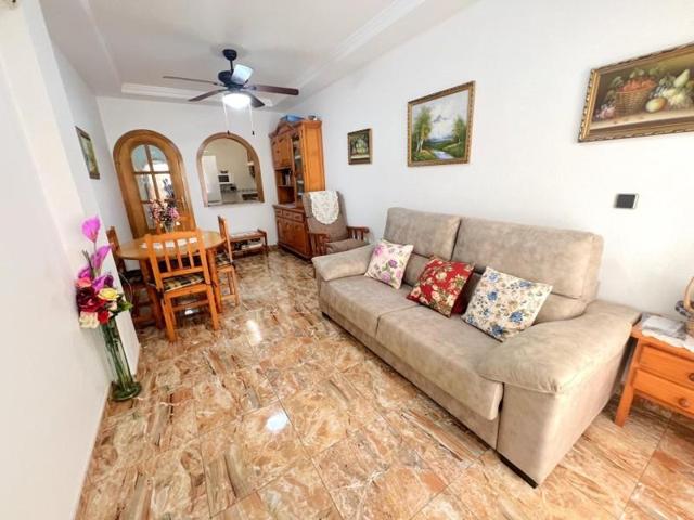 Apartamento en venta en Torrevieja, Estacion de autobuses photo 0