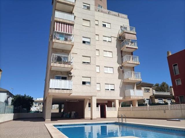 Apartamento en venta en Torrevieja, Playa de los locos photo 0