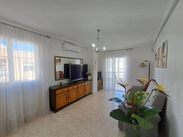 Apartamento en venta en Torrevieja photo 0
