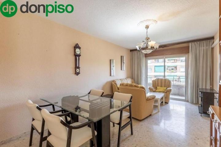 Piso en venta en Maracena, Zona metropolitana photo 0