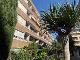 Piso en venta en Pineda de Mar, Al lado del mar photo 0