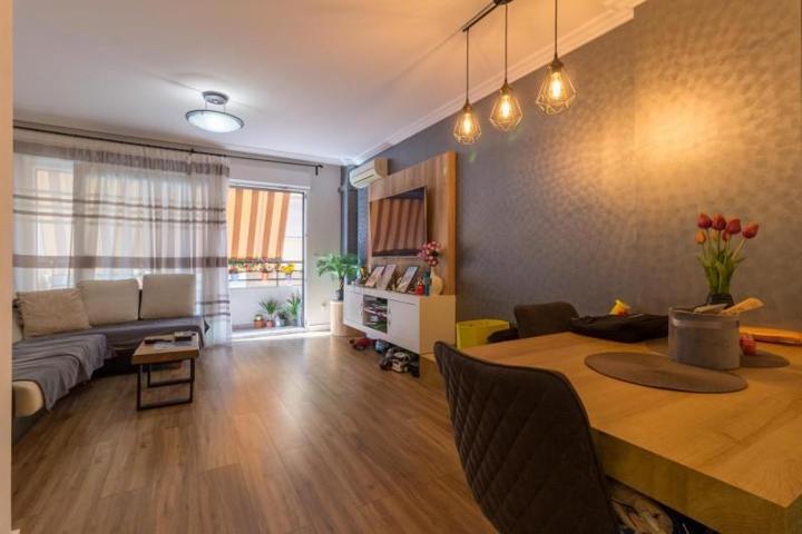 Piso en venta en Alicante, Plà del Bon Repòs-La Goteta photo 0