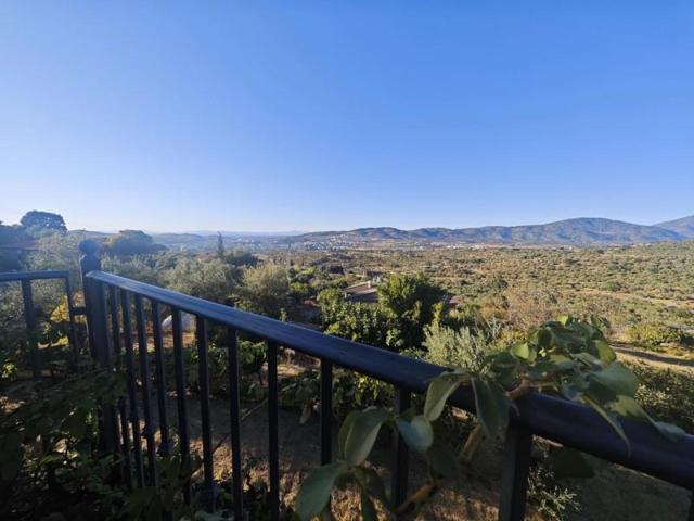 Chalet en venta en Plasencia photo 0