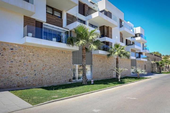Apartamento en venta en Orihuela Costa, Las Ramblas photo 0