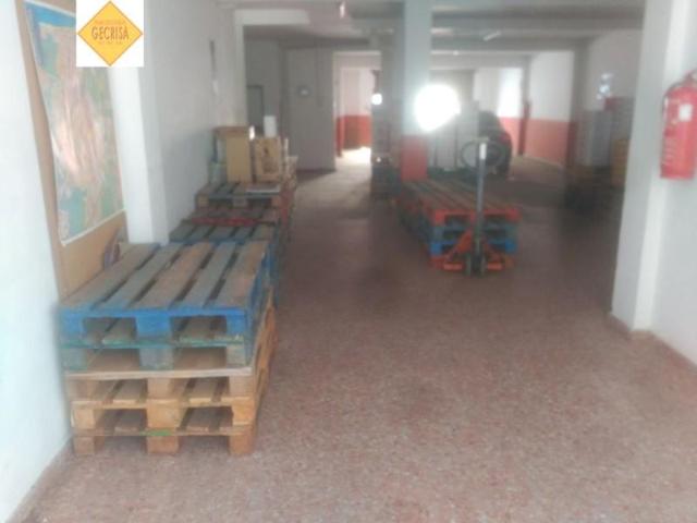 Local comercial en venta en Burjassot, AYUNTAMIENTO photo 0