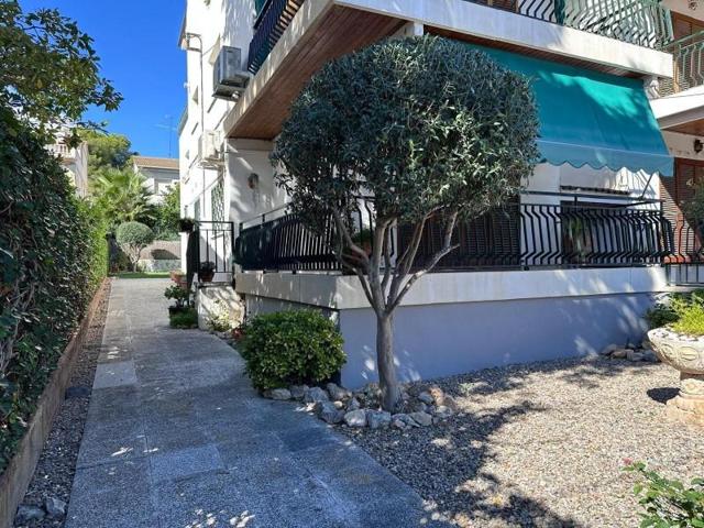 Planta baja en venta en Segur de Calafell, Centro photo 0