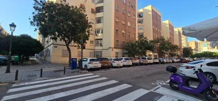 Piso en venta en Valencia, LIlla Perduda photo 0