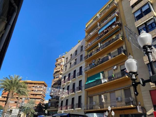 Piso en venta en Alicante, Centro Tradicional photo 0