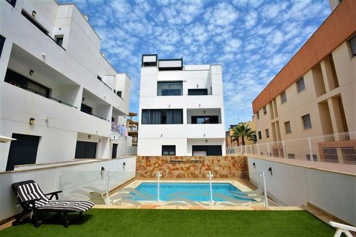Duplex en venta en Guardamar del Segura, Los secanos photo 0