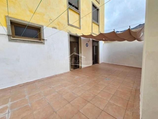 Piso en venta en Adeje photo 0