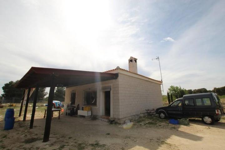 Casa con terreno en venta en Monovar-Monover, Comunidad valenciana photo 0