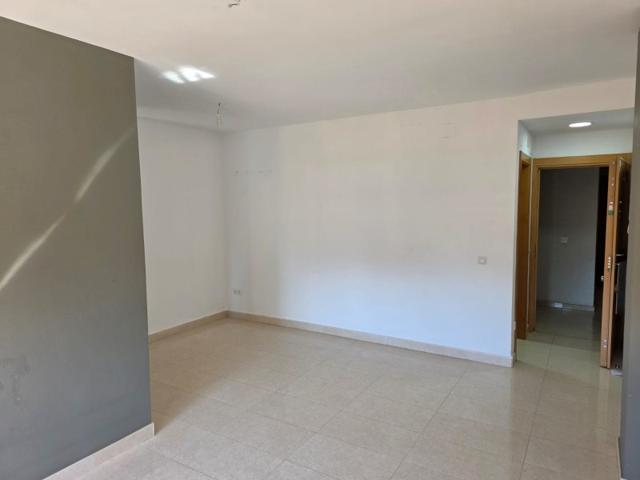 Piso en venta en Nerja, Playa photo 0