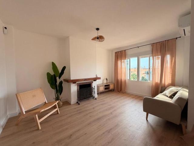 Apartamento en venta en Estepona, Costa del Sol photo 0