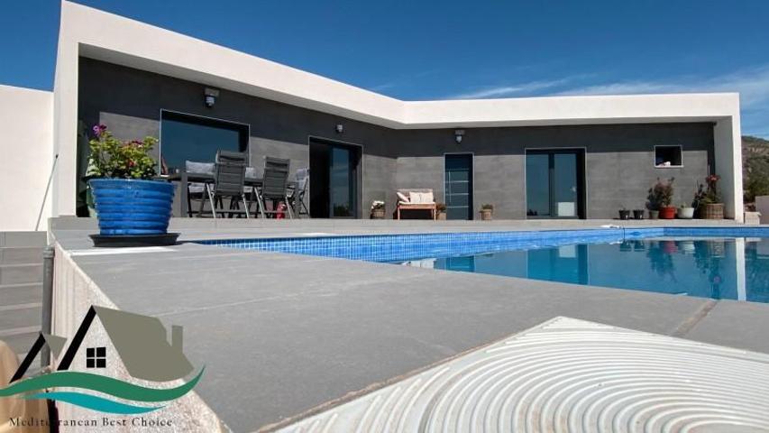 Chalet en venta en La Romana, Comunidad valenciana photo 0