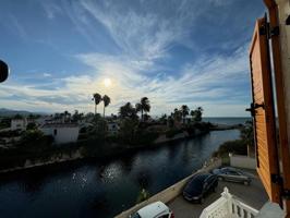 Apartamento en venta en Denia photo 0