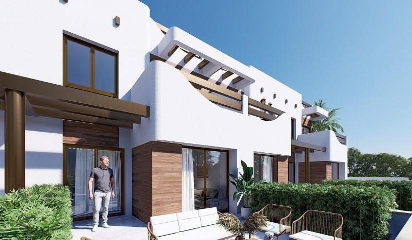 Chalet en venta en Pilar de la Horadada photo 0