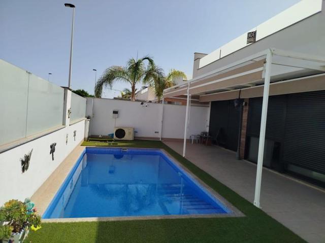 Chalet en venta en San Pedro del Pinatar, Lo Pagán photo 0