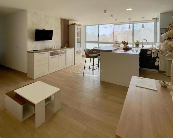 Piso en venta en Santa Cruz de Tenerife photo 0