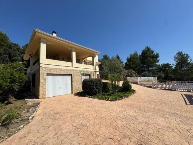Chalet en venta en Bocairent, A las afueras photo 0