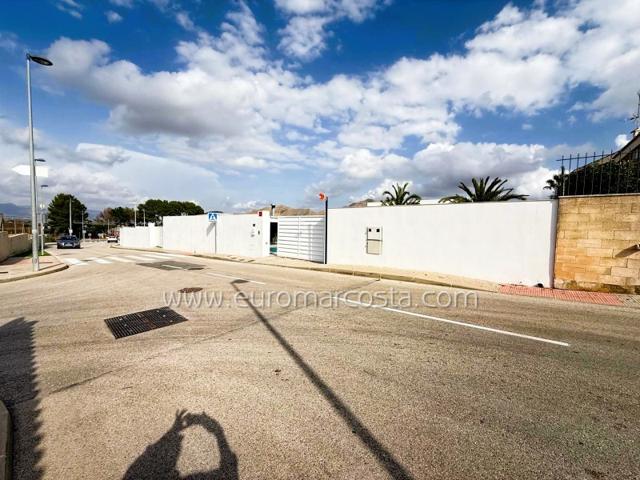 Chalet en venta en Orihuela, MONTEPINAR photo 0