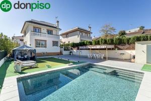 Chalet en venta en Huétor Vega, Los rebites photo 0