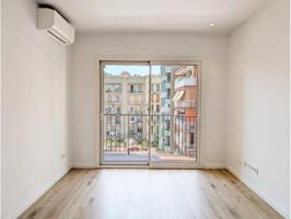 Piso en venta en Barcelona, La Dreta de l'Eixample photo 0