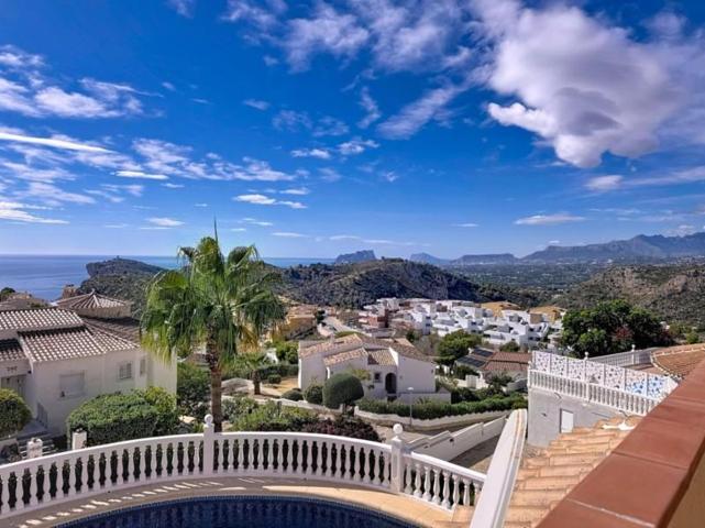 Chalet en venta en Benitachell, Magnolias photo 0