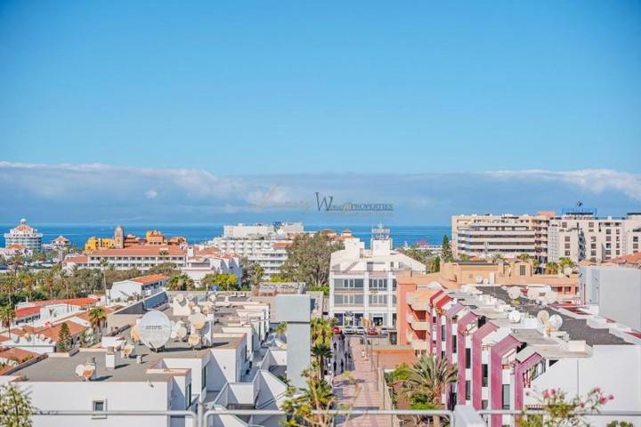 Apartamento en venta en Los Cristianos, Calle Noruega, 38650 photo 0