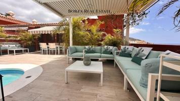 Adosada en venta en Adeje, El Madroñal photo 0