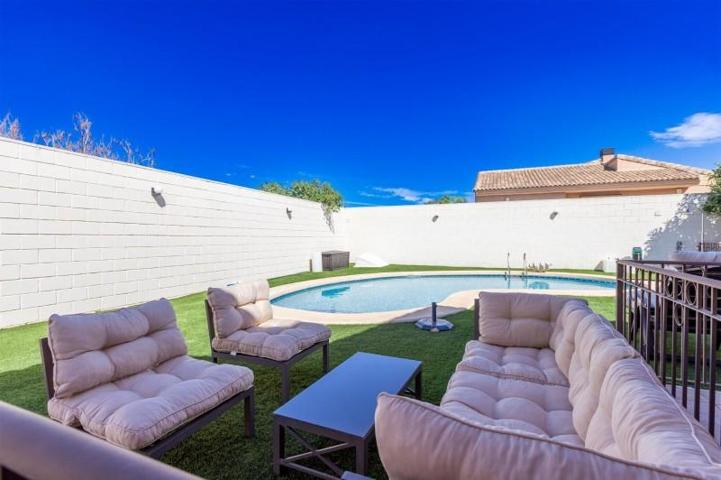 Chalet en venta en Mutxamel, Almajada-Ravel photo 0