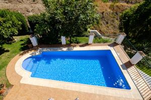 Chalet en venta en Frigiliana, Las lomas photo 0