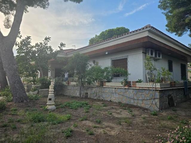 Chalet en venta en Orihuela Costa, Lomas de Cabo Roig photo 0