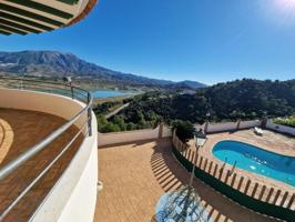 Chalet en venta en Viñuela, South of spain photo 0