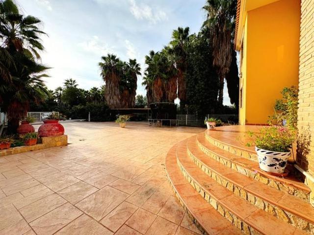 Chalet en venta en Beniaján, Beniajan photo 0