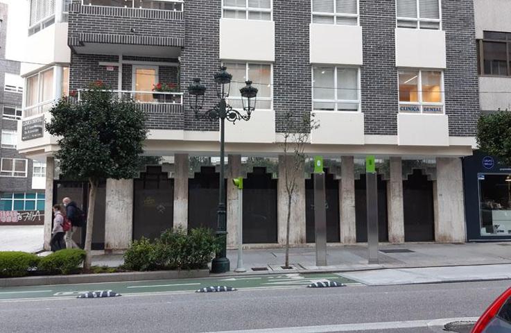 Local comercial en venta en Vigo, Hispanidade photo 0