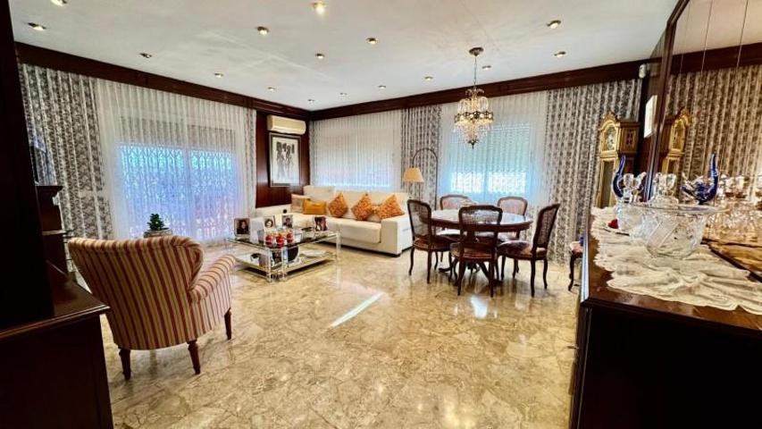 Casa en venta en Sant Just Desvern, La Plana - Bellsoleig photo 0