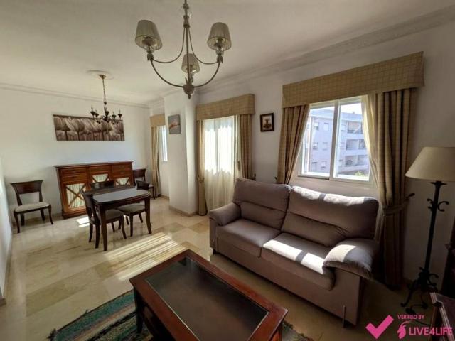 Aticos en alquiler en Sevilla, Ronda de Triana, 41010 photo 0