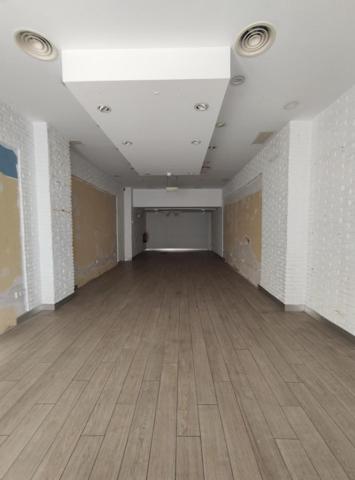 Local comercial en alquiler en Pamplona, Ensanche photo 0