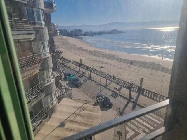 Piso en alquiler en Sanxenxo, Salnés photo 0