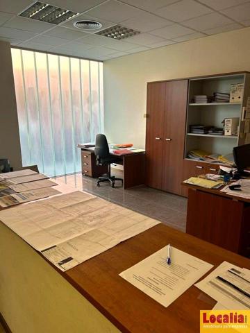 Local comercial en alquiler en Santander photo 0