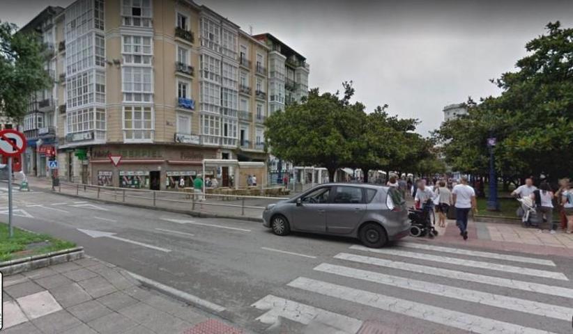 Local comercial en alquiler en Santander photo 0