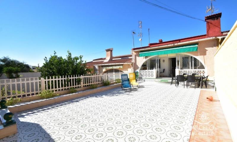 Chalet en venta en Ciudad quesada, Costa Azul photo 0