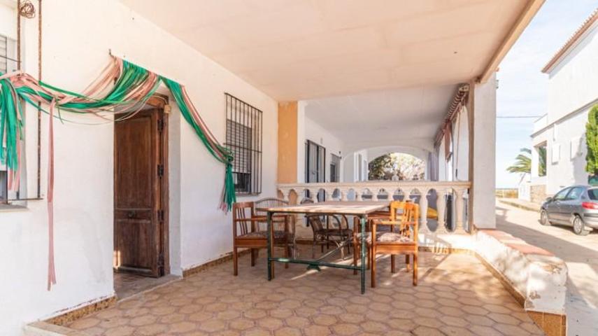 Bungalow en venta en Denia, LM A PARTIR KM 12-PY DEVESES, 1ª LINEA photo 0