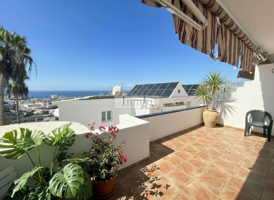 Apartamento en venta en Arona, Roque Del Conde photo 0