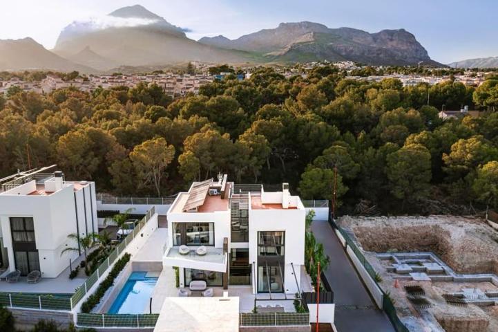 Chalet en venta en La Nucia, San rafael photo 0