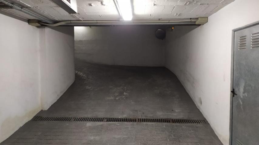 Garaje en venta en Nerja, Chaparil photo 0