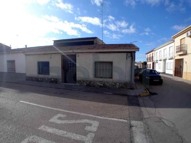 Adosada en venta en Socuéllamos, La Mancha photo 0