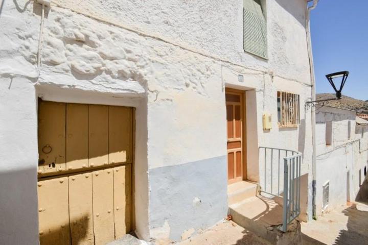 Casa en venta en Colomera, Colomera photo 0