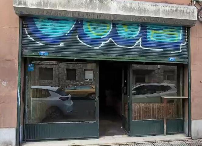 Local comercial en venta en Oviedo, La tenderina photo 0
