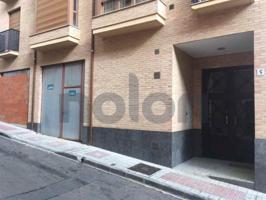 Local comercial en venta en Benavente, Benavente photo 0